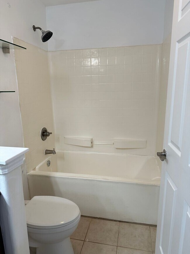 Building Photo - 54TH ST - Beautiful 1/1 Condo w Patio, Stainless Kitchen, Near SDSU!