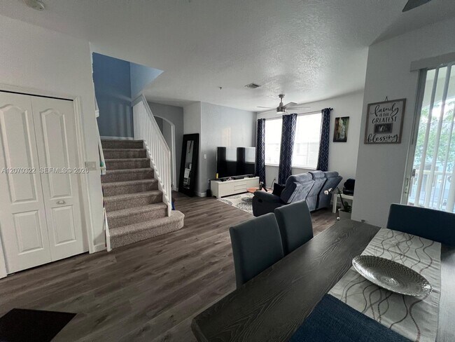 Building Photo - 4435 SW 160th Ave