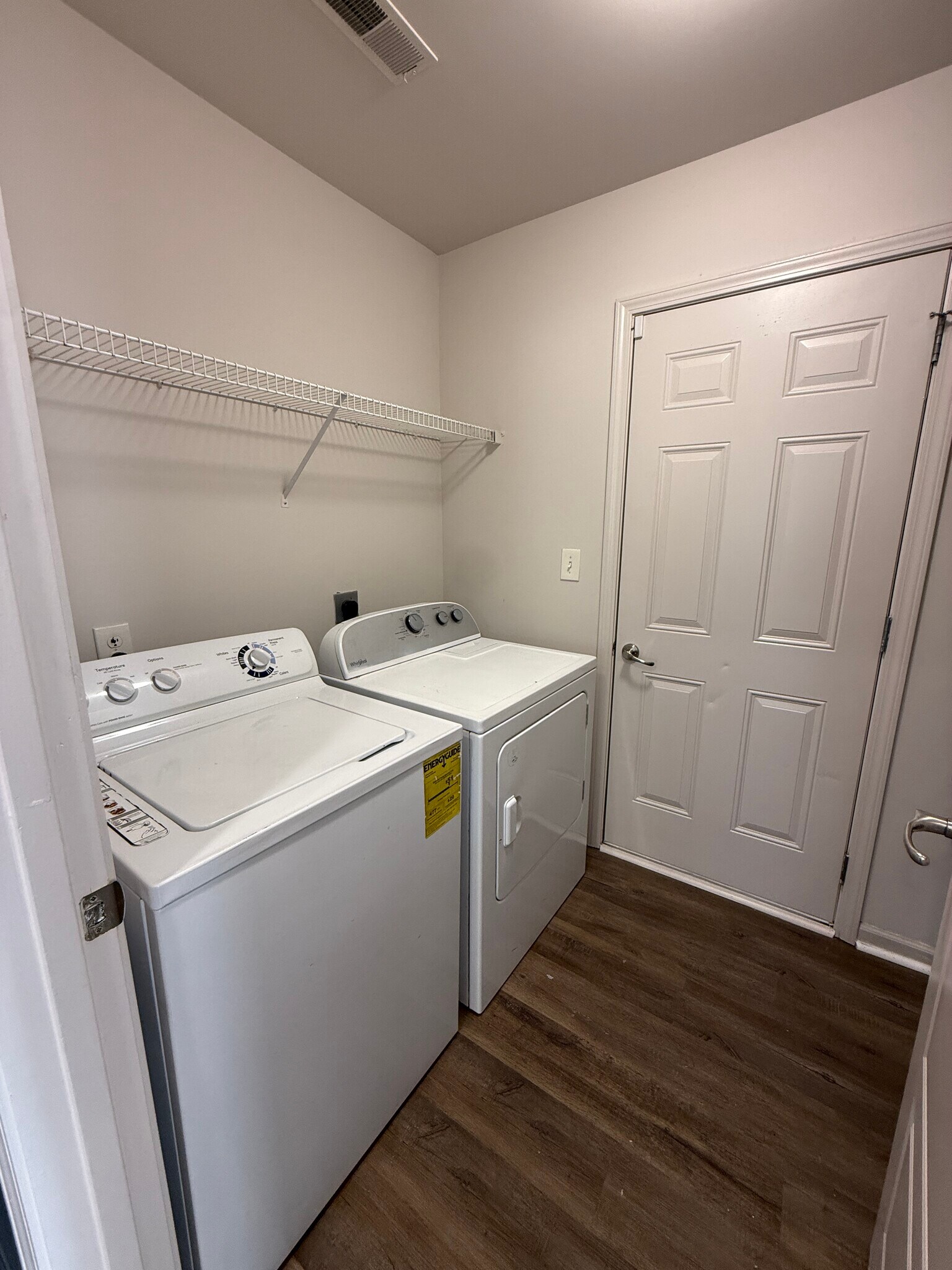 Building Photo - 256 Old Woolen Mill Ln