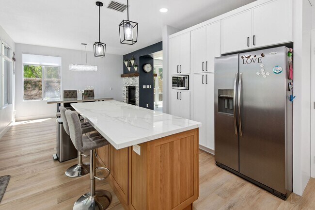 Building Photo - Newly Remodeled 4 Bedroom Aliso Viejo Home...