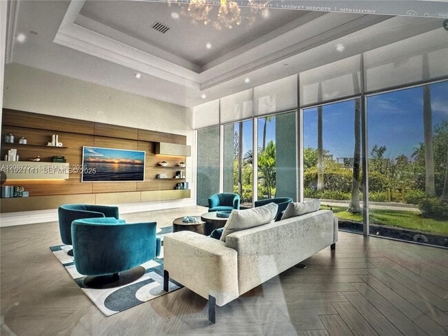 Building Photo - 16500 Collins Ave