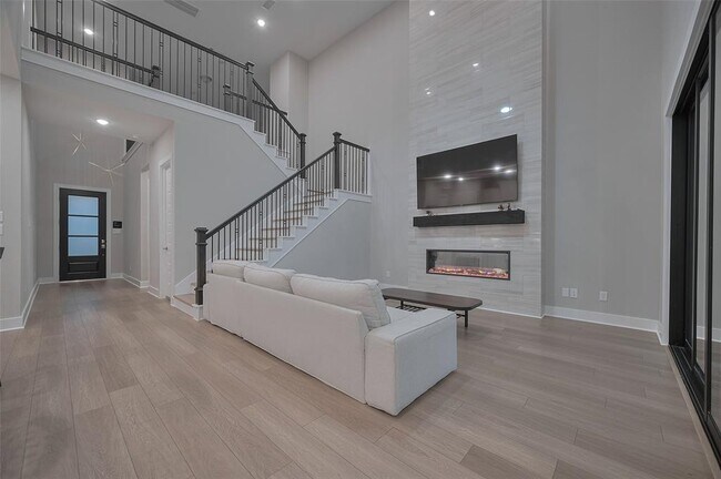 Building Photo - 26918 Arethusa Ct
