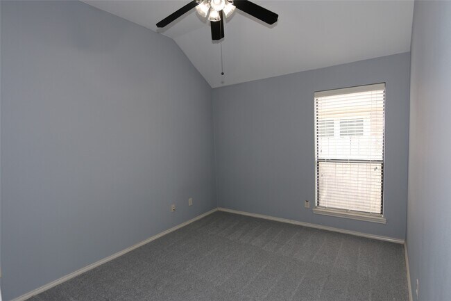 Building Photo - 11031 Anilu Dr