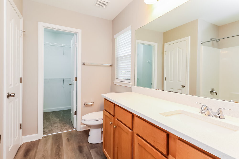 Building Photo - 6403 Wedron Ct