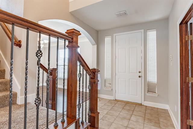 Building Photo - 1100 Cedar Valley Dr