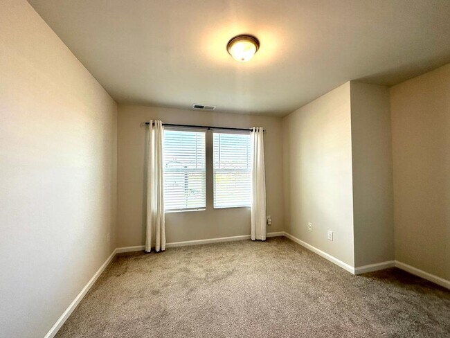 Building Photo - 12003 Gambrell Dr