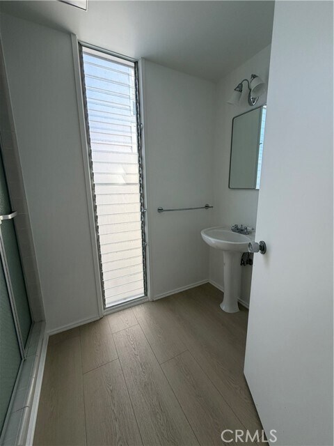 Building Photo - 321 Coral Ave