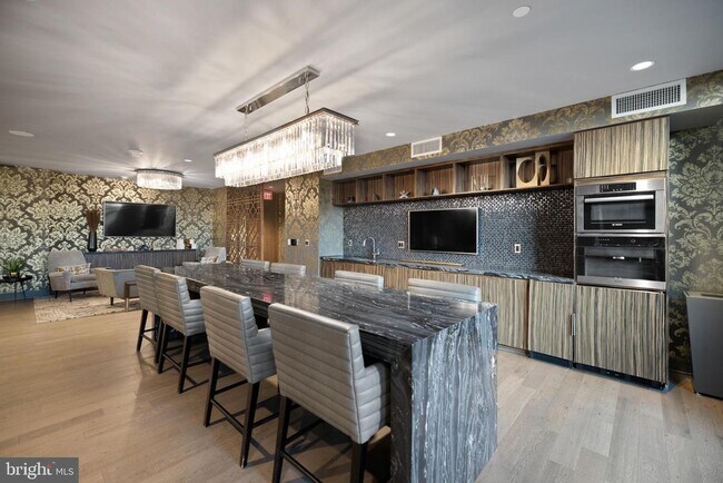 Building Photo - Designer-Furnished Waterfront Living at VIO Condominiums!