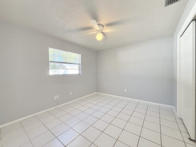 Building Photo - 972 San Christopher Dr