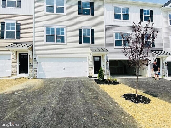 Building Photo - 122 Copperleaf Dr