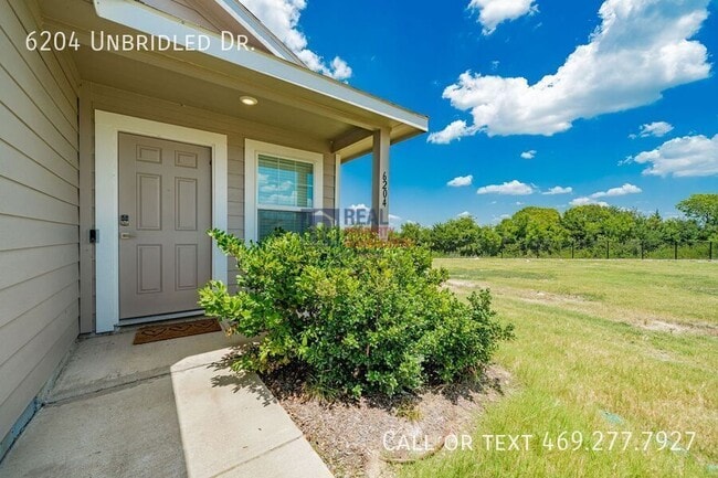 Building Photo - 6204 Unbridled Dr