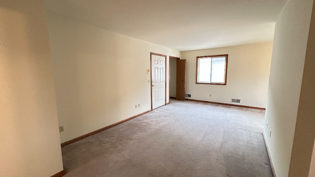 Building Photo - 4212 Menga Dr