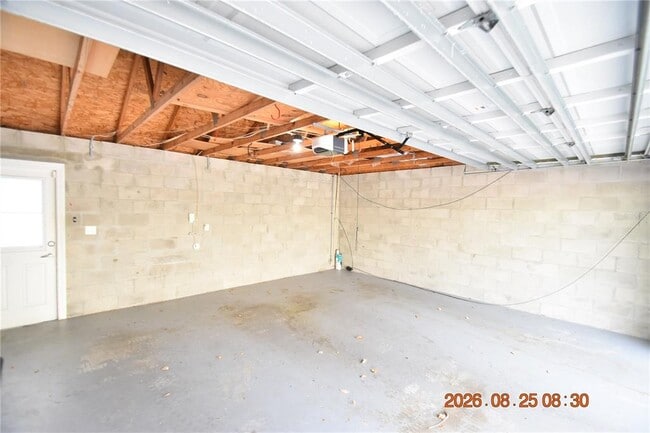 Building Photo - 11509 Fountainhead Dr