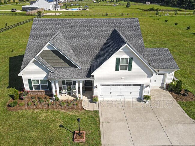 Building Photo - 2935 Duck Pond Rd