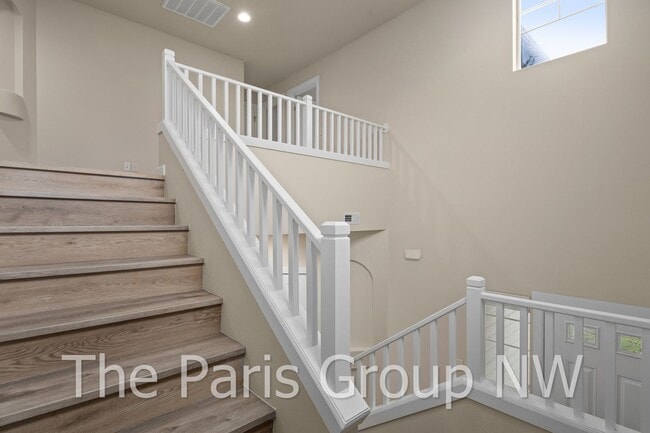 Building Photo - Gorgeous Updated 2012 Covington 4BR – New Paint, Floors, Cabinets, Quartz Counters +++