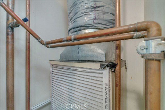 Building Photo - 850 E Ocean Blvd