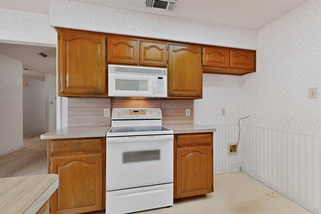 Building Photo - 7517 Crosstimbers Ln