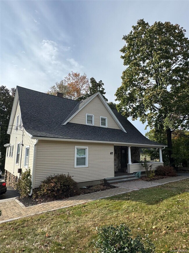 Primary Photo - 47 S Middletown Rd