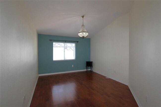 Building Photo - 30754 Midtown Ct