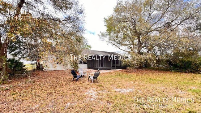 Building Photo - 3257 Dudley Dr