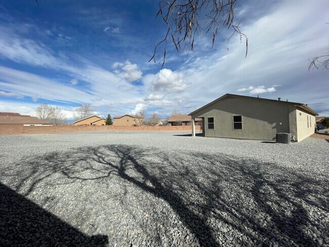Building Photo - 771 Prairie Sage Ct SW