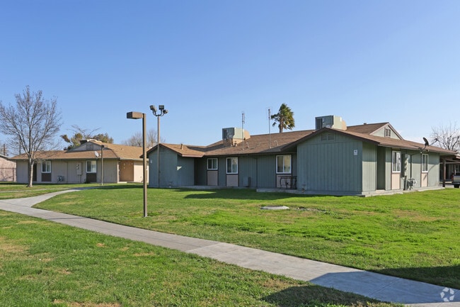 Primary Photo - Cardella Courts