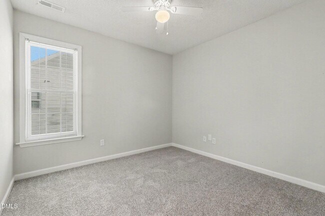 Building Photo - 233 Woodson Dr