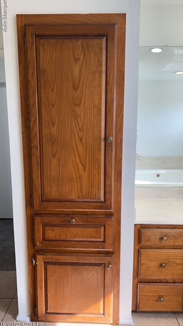 Building Photo - 905 Rose St