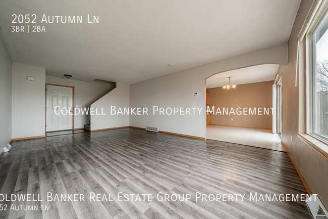 Building Photo - 2052 Autumn Ln