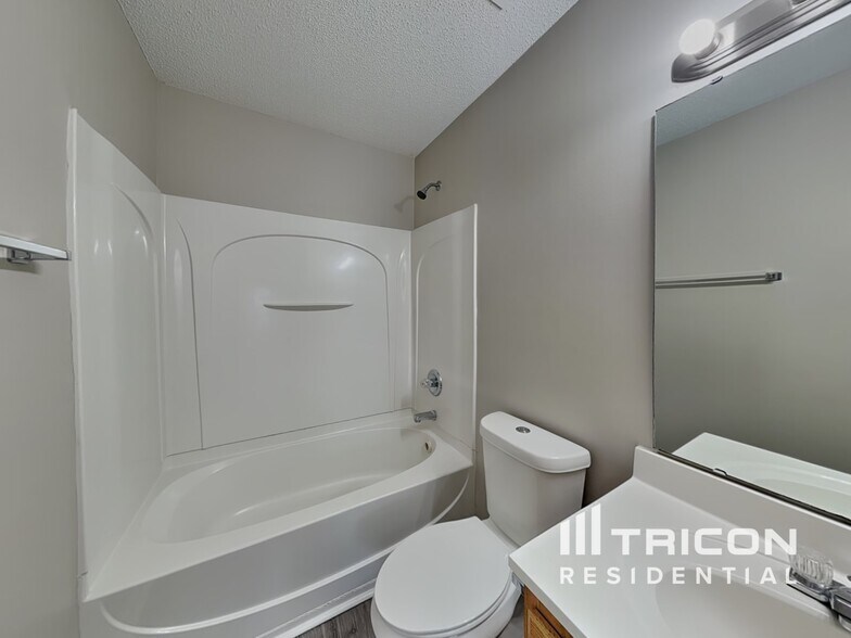 Building Photo - 3606 Willano Way