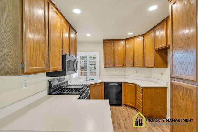 Building Photo - Beautifully Remodeled 3-Bedroom Home for Rent