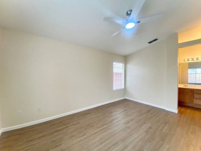 Building Photo - Remodeled 3-Bedroom Home - Fremont!