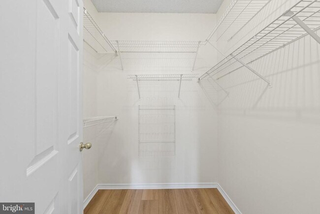 Building Photo - 4405 Fair Stone Dr
