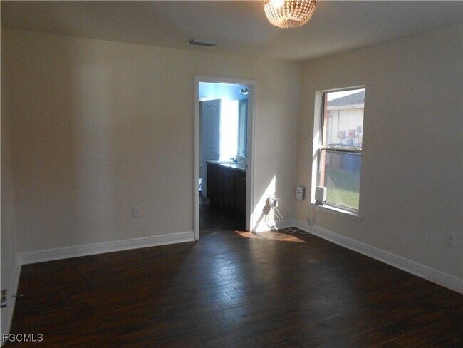 Building Photo - 4109 35th St SW