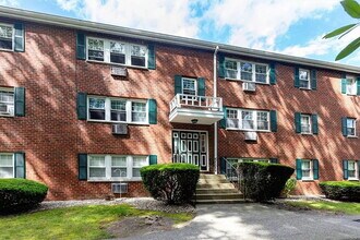 Building Photo - "Charming 1-Bedroom Retreat with Modern Co...