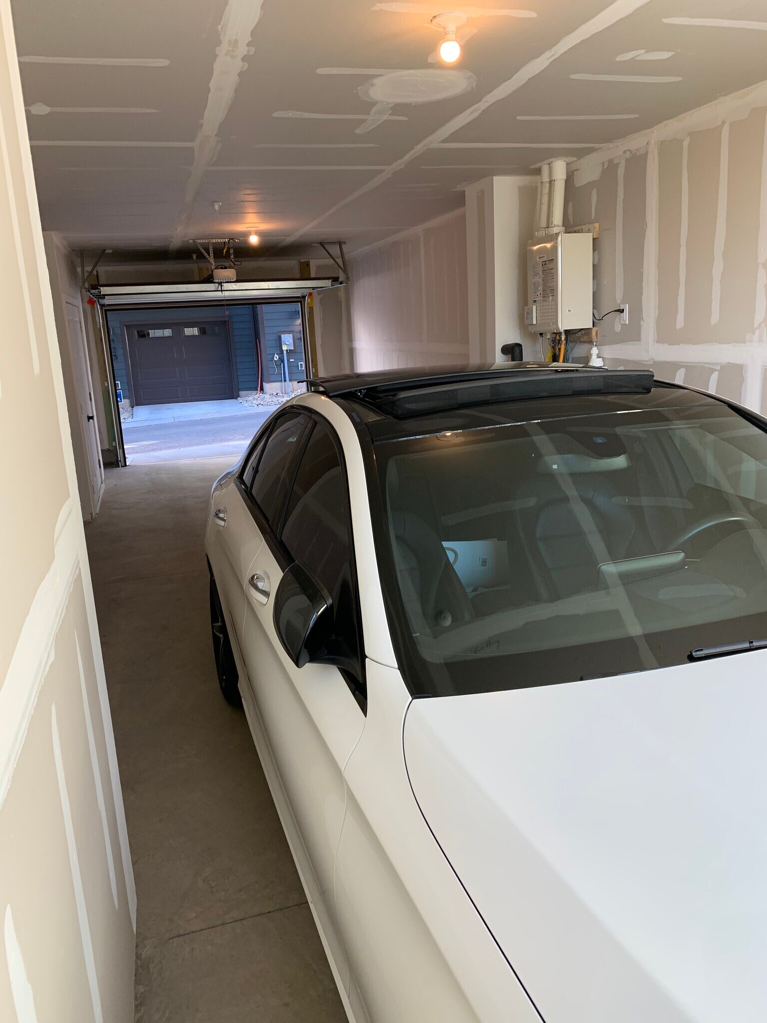 Building Photo - 436 W Tremont Ave