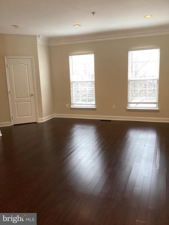 Building Photo - 23433 Clarksridge Rd