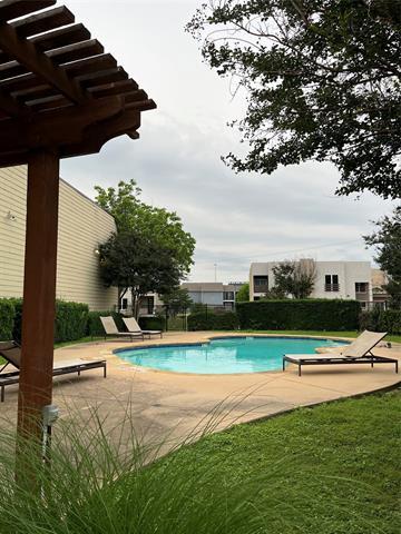 Building Photo - 9471 Timberleaf Dr
