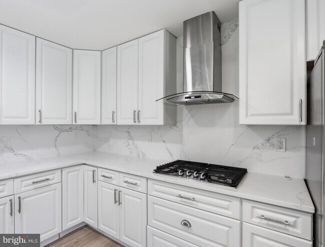 Building Photo - 8 Quails Nest Ct