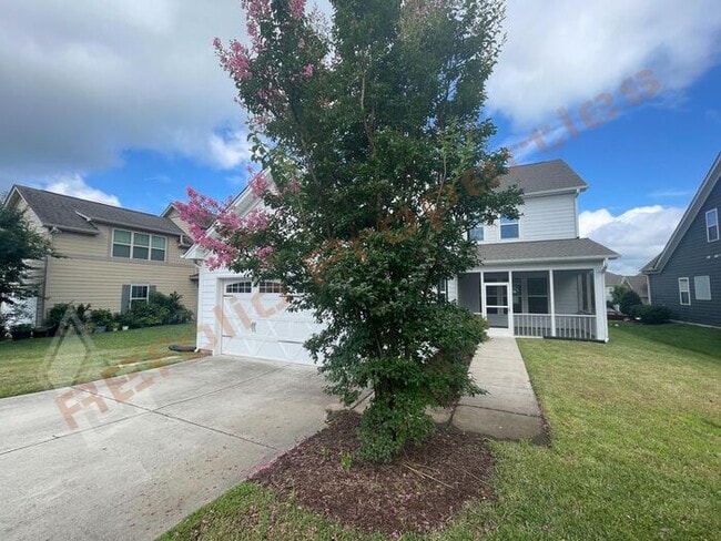 Building Photo - Lovely & Spacious 3 Bedroom, 2.5 Bathroom ...