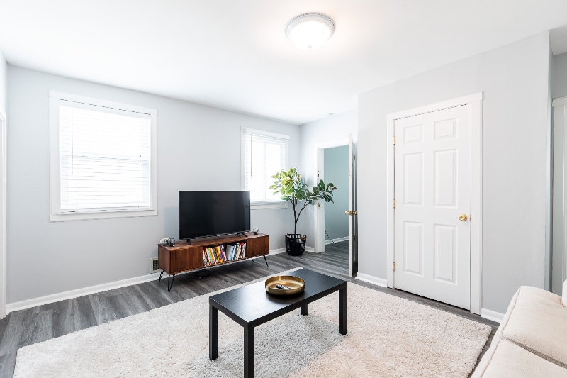 Building Photo - 455 Stanley Ave