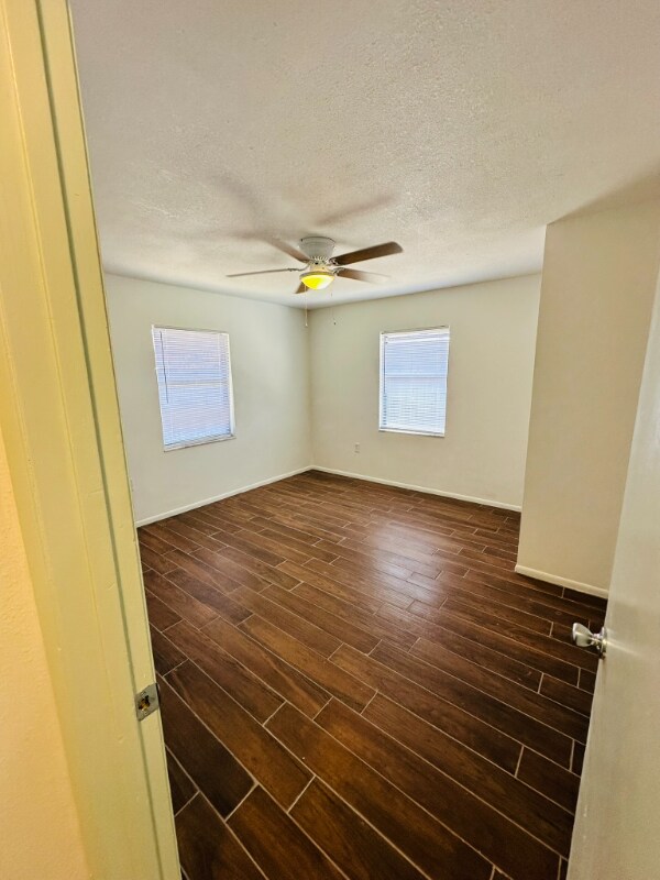 Building Photo - 3136 Harmon Ln