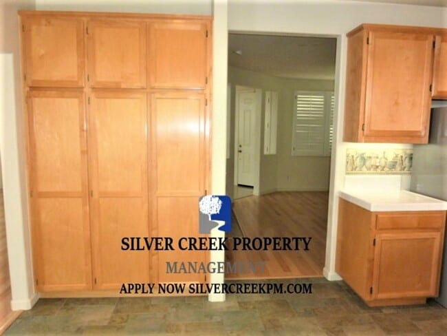 Building Photo - Gorgeous Newly Painted Pleasanton Home | 4...