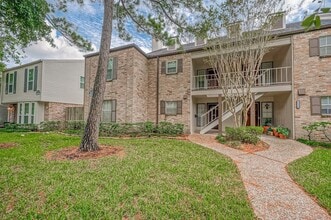 Building Photo - 12967 Trail Hollow Dr