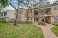 Building Photo - 12967 Trail Hollow Dr