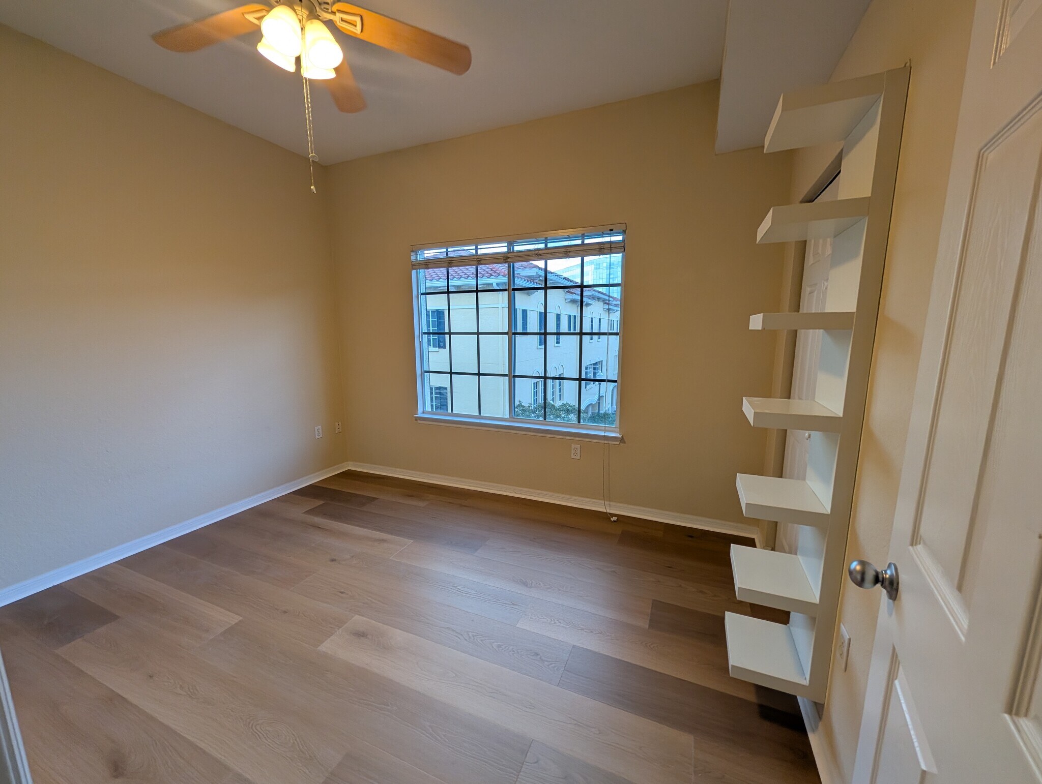 Second bedroom - 5218 Hampton Beach Pl