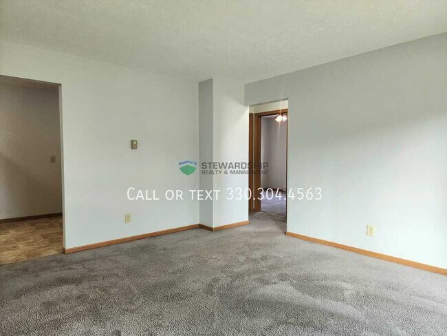 Building Photo - 7277 Stuhldreher St NW