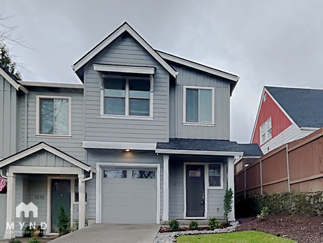 Building Photo - 1217 NW Benton St