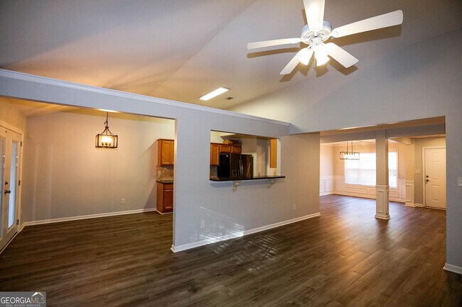 Building Photo - 3264 Star Pine Ct