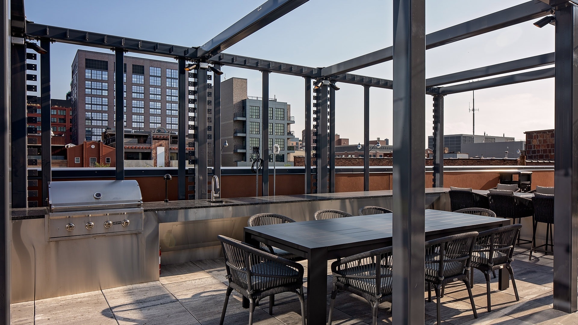 Building Photo - 180 N Aberdeen St